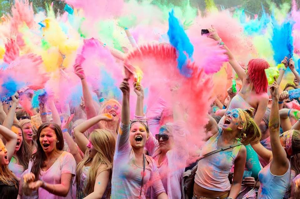Color Party Fino a 100 Persone